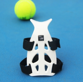 Tennis toss trainer (Color: White)